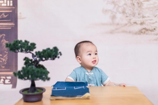 香港宝宝多大戒奶最好